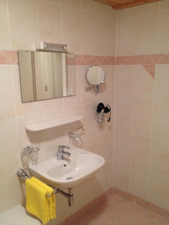Bergadler Apartman Iselsberg-Stronach Szoba fotó