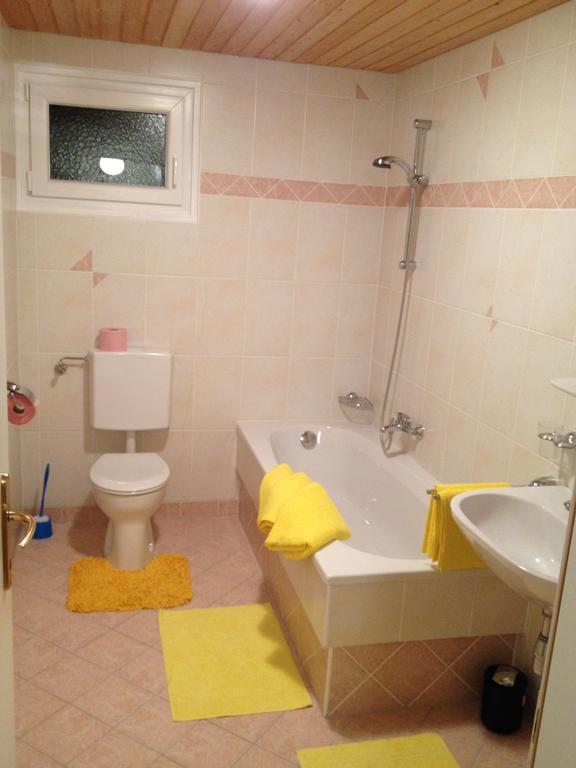 Bergadler Apartman Iselsberg-Stronach Szoba fotó